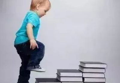 过早过度开发智力对孩子的成长是不利的 过早过度开发智力对孩子的成长是不利的