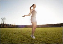 身高体重秤浅谈关于坚持每天跳绳可以增高减肥吗？跳绳需要注意什么？